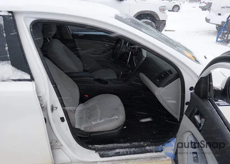 2015 Kia Optima Lx from USA, damaged, VIN 5XXGM4A75FG399341